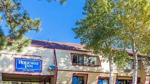 Unclassified image, 2 of 55, button - Rodeway Inn Wildwood Inn (Mammoth Lakes)
