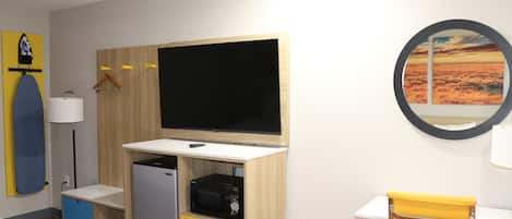 Chambre Standard, 2 grands lits, non-fumeurs | Fer et planche à repasser, lits pliants/supplémentaires, Wi-Fi gratuit
