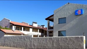 Majoituspaikan julkisivu