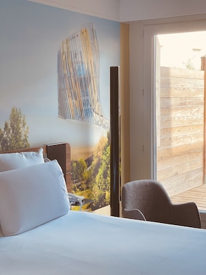 Premium bedding, in-room safe, soundproofing, iron/ironing board