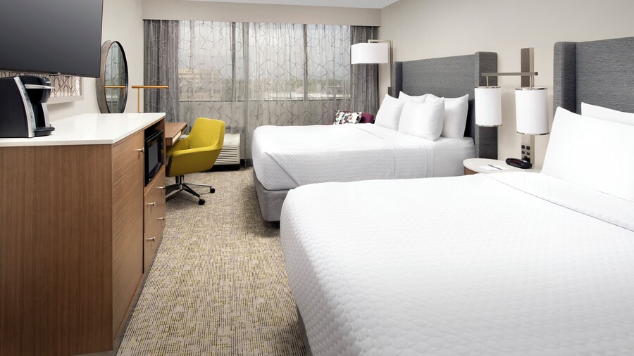 Crowne Plaza San Antonio Airport by IHG