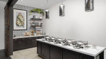 Daily buffet breakfast (USD 16 per person)