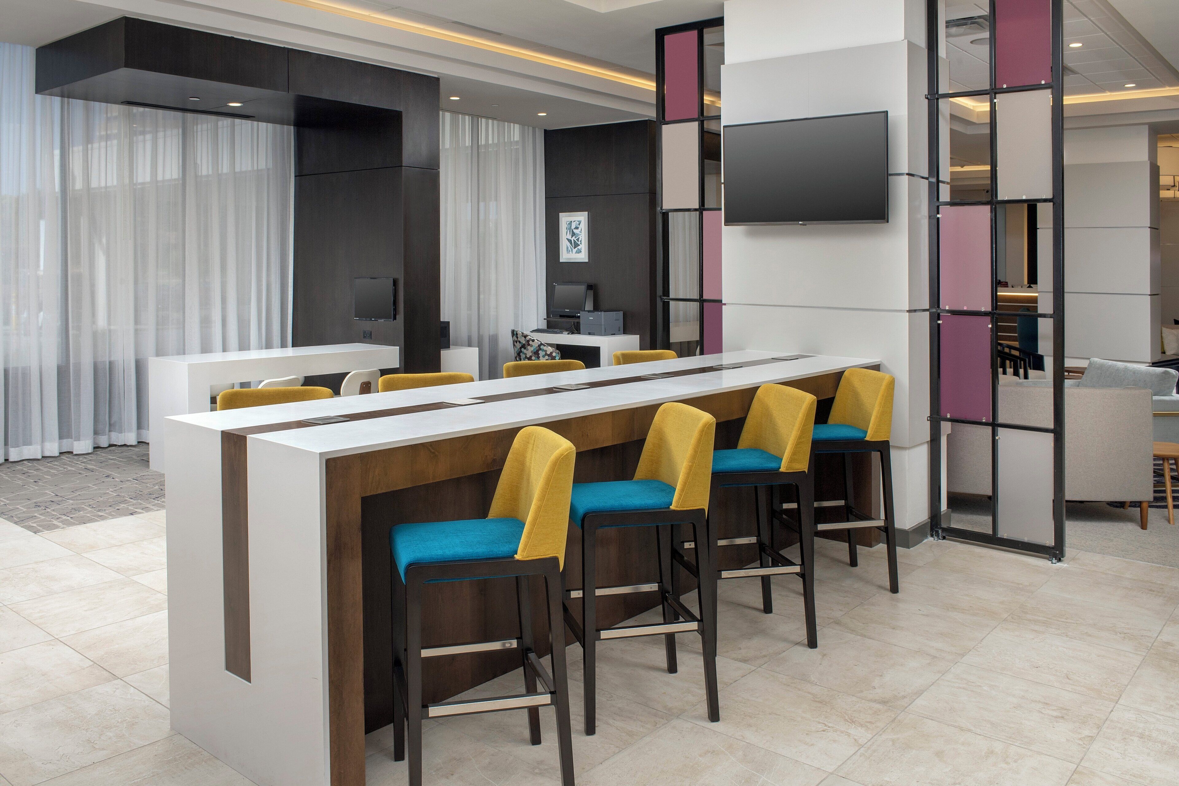 Photo - Crowne Plaza San Antonio Airport