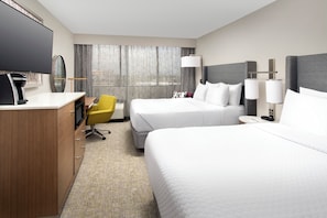 Premium bedding, in-room safe, desk, laptop workspace