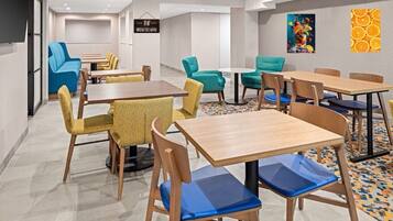 Desayuno buffet incluido todos los días