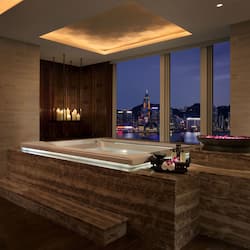 Couples treatment rooms, sauna, hot tub, steam room, body treatments