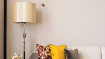 Superior-Suite, zum Innenhof hin | Wohnzimmer