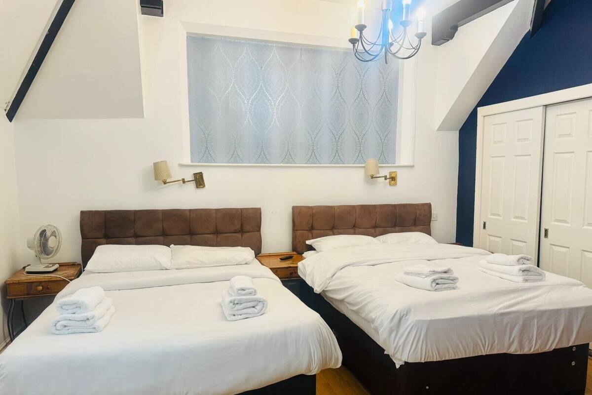 Basic Quadruple Room | Premium bedding, in-room safe, WiFi (free), individually decorated