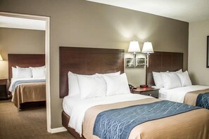 Standard Double Room, Non Smoking | Premium bedding, desk, laptop workspace, blackout drapes - Comfort Inn Sandusky (Sandusky)