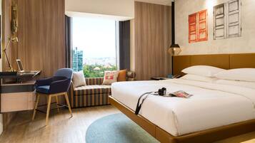 Superior Room, 1 King Bed | Hypo-allergenic bedding, minibar, in-room safe, desk