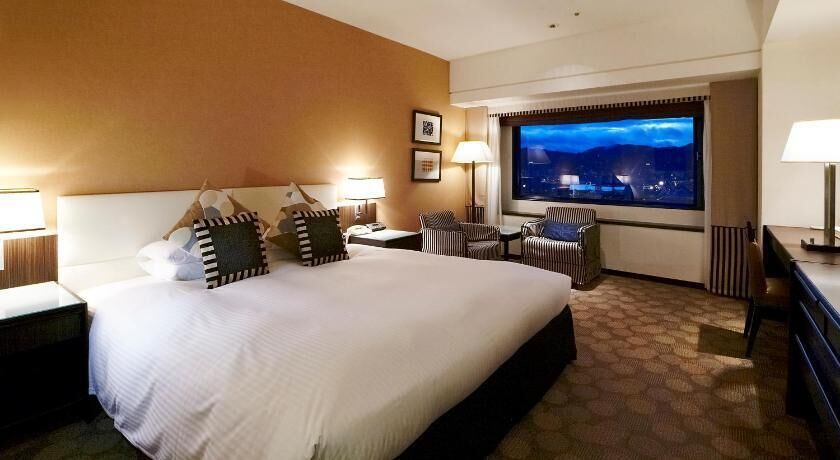 Desk, free WiFi, bed sheets, alarm clocks