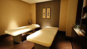 Body treatments, aromatherapy, hot stone massages, Thai massages