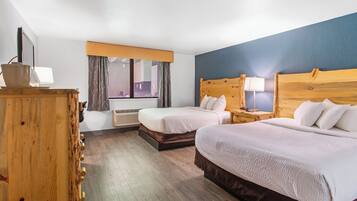 Meja, langsir/tirai gelap terus, seterika/papan seterika, Wi-fi percuma