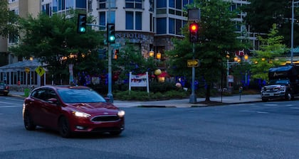 Beacon Hotel & Corporate Quarters