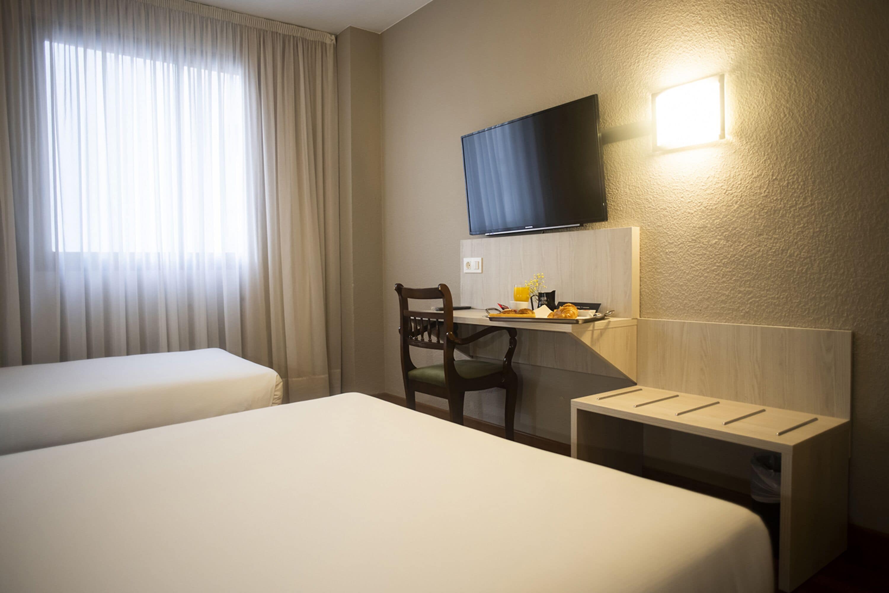 Foto - B&B HOTEL Zaragoza Royal