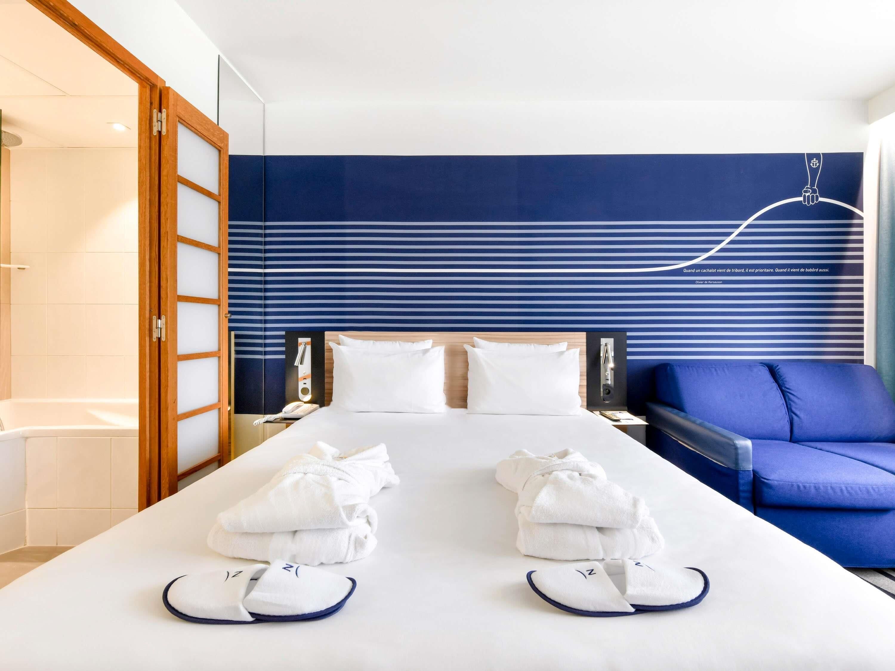 Camera Executive, 1 letto matrimoniale con divano letto | Minibar, una cassaforte in camera, una scrivania, tende oscuranti