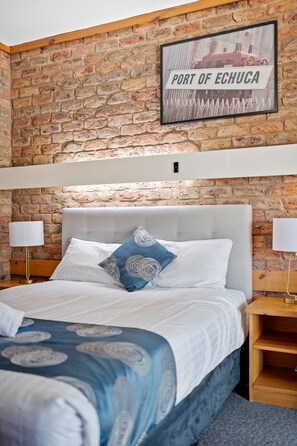 Ropa de cama de alta calidad y escritorio 