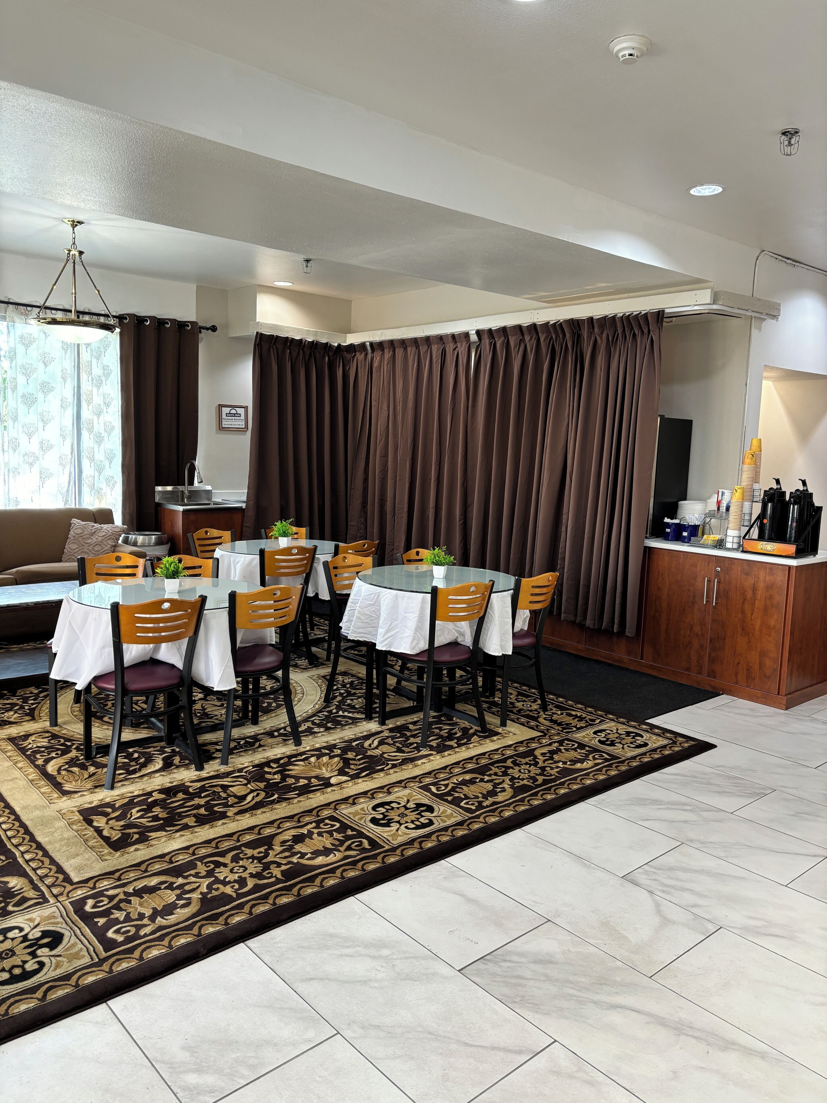 Free daily on-the-go breakfast