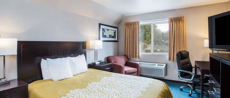 办公桌、熨斗/熨衣板、免费婴儿床、折叠床/加床(额外收费)