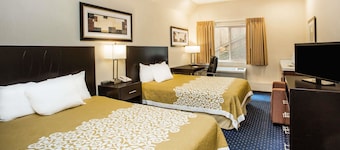 Days Inn by Wyndham Seattle Aurora