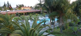 Ontario Airport Inn
