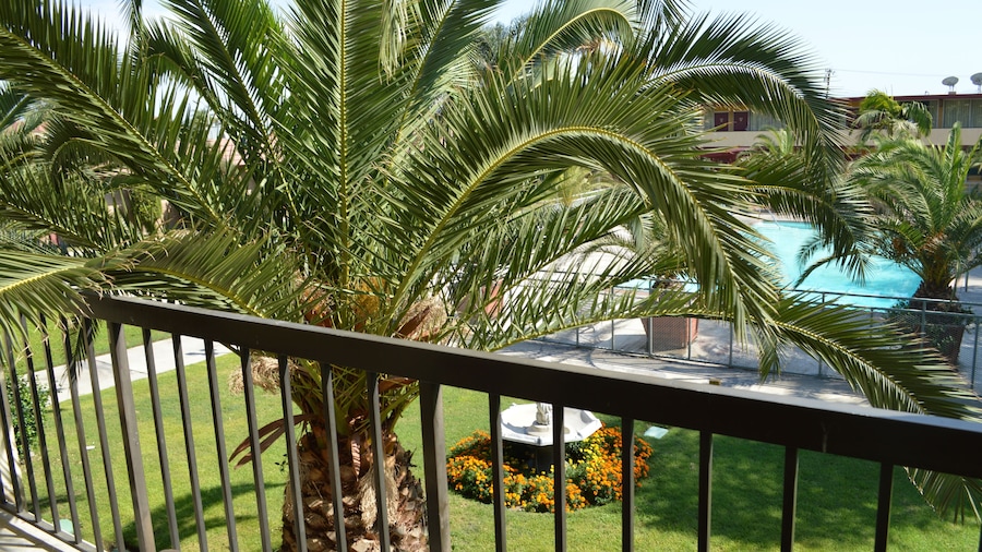 Ontario Airport Inn
