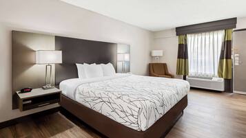 Desk, laptop workspace, iron/ironing board, free cots/infant beds