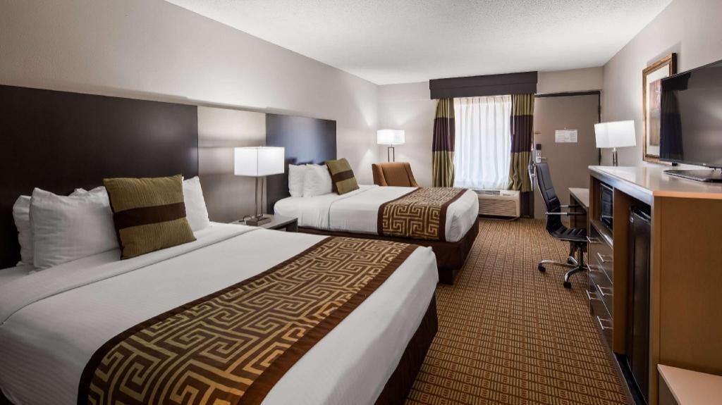 مكتب ومساحة عمل للكمبيوتر المحمول ومكواة/لوح كي