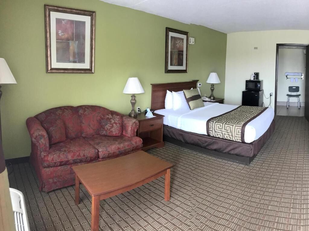 مكتب ومساحة عمل للكمبيوتر المحمول ومكواة/لوح كي