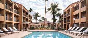Courtyard by Marriott Las Vegas Convention Center