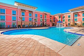 Exterior - Hampton Inn & Suites Destin (Destin)