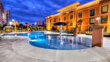 Outdoor pool, sun loungers