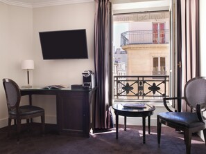 Premium bedding, minibar, in-room safe, desk
