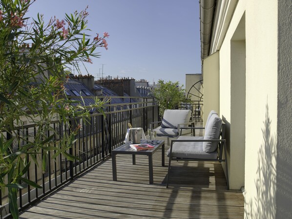 Junior Suite, Terrace | 1 bedroom, premium bedding, minibar, in-room safe