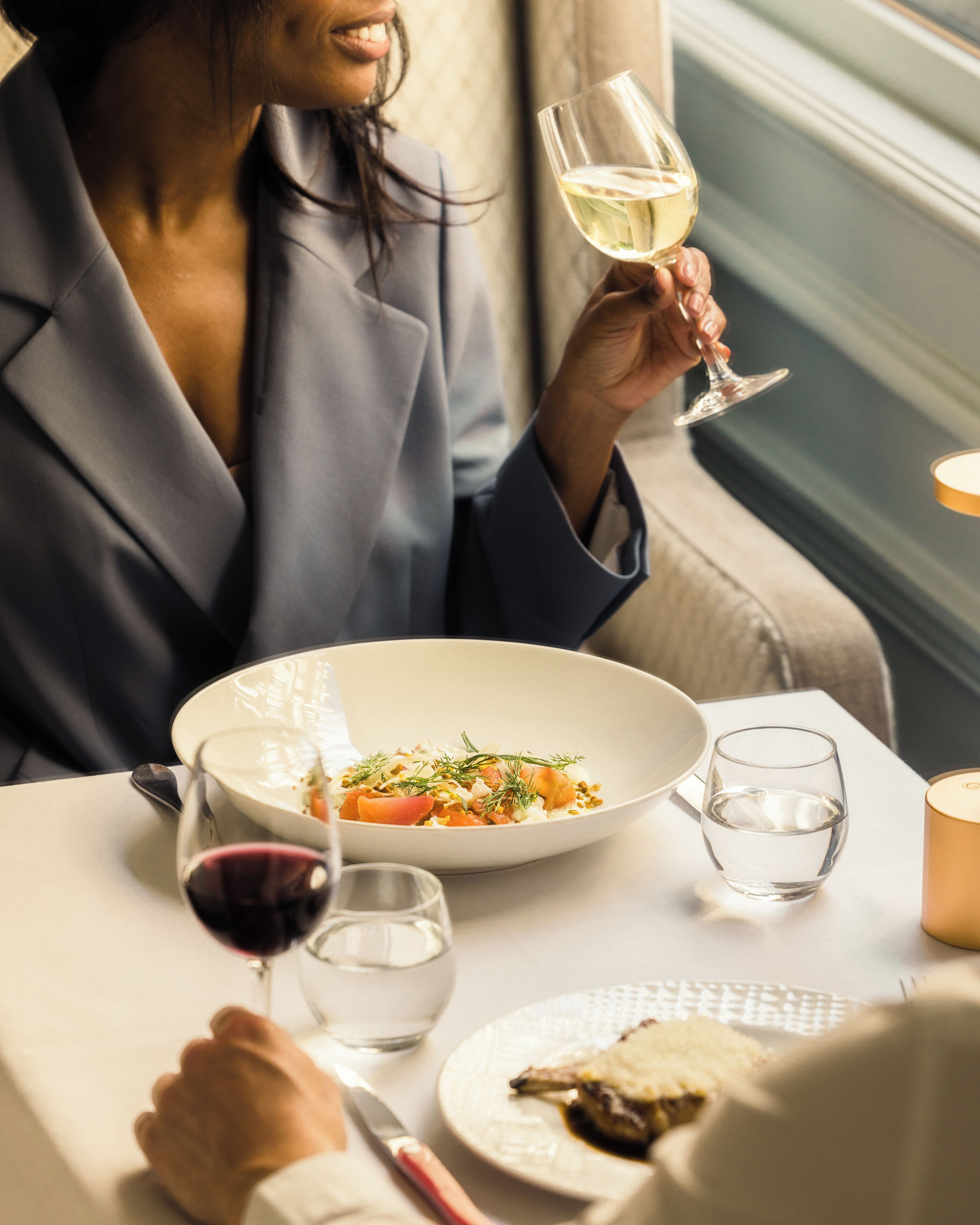 breakfast, lunch and dinner served