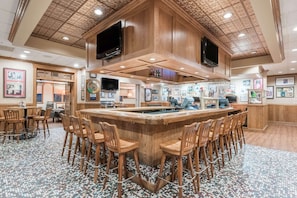 Serves dinner and happy hour