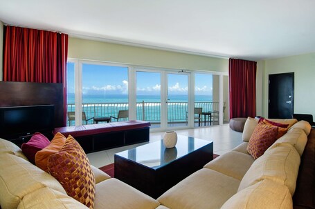 The Condado Plaza Hotel - Image 31