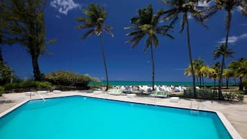 2 outdoor pools, pool umbrellas, sun loungers