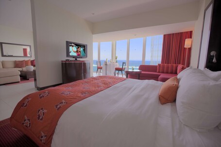 The Condado Plaza Hotel - Image 86