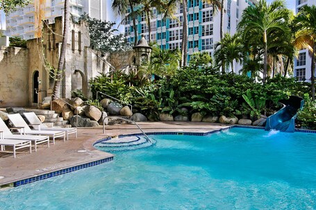 The Condado Plaza Hotel - Image 16