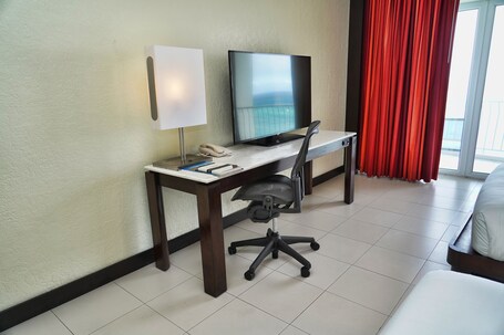 The Condado Plaza Hotel - Image 28