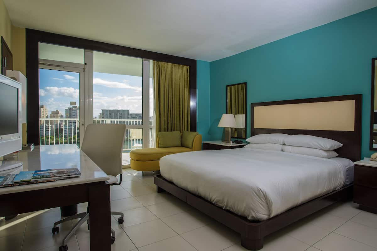 Room, 1 King Bed, Balcony, Bay View