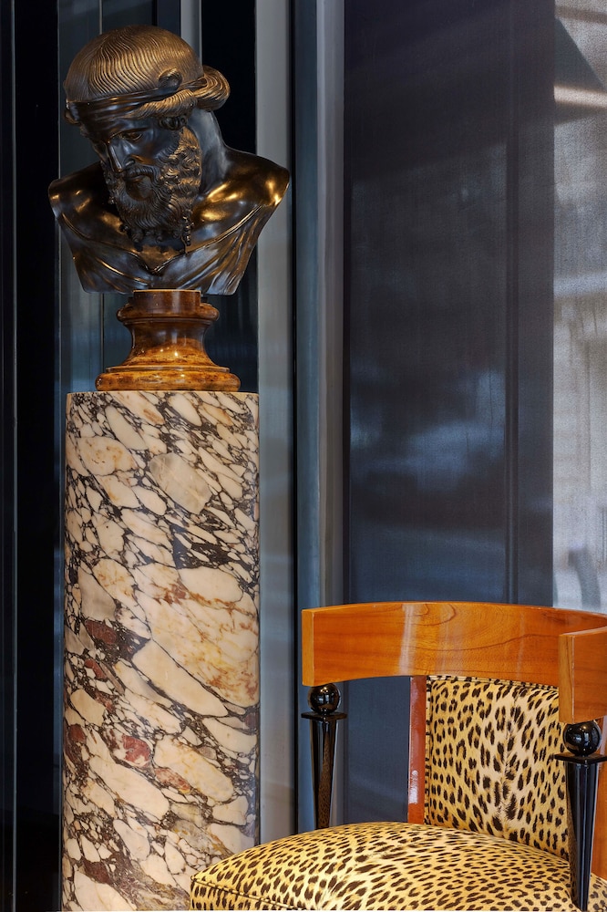 Le Metropolitan, Paris Tour Eiffel, a Tribute Portfolio Hotel by null