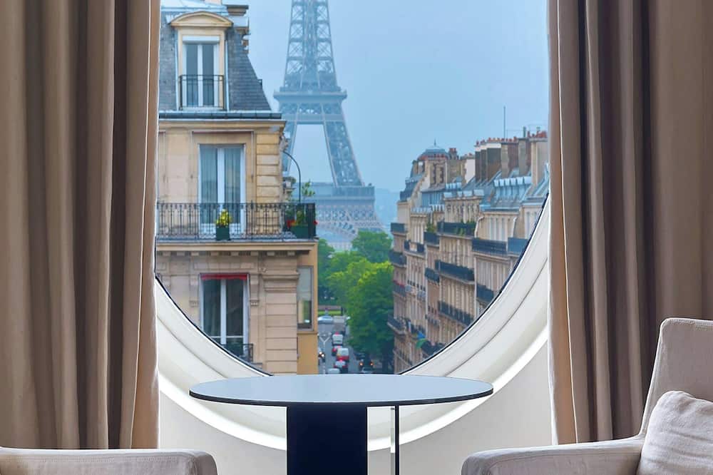 Le Metropolitan Paris Tour Eiffel, a Tribute Portfolio Hotel