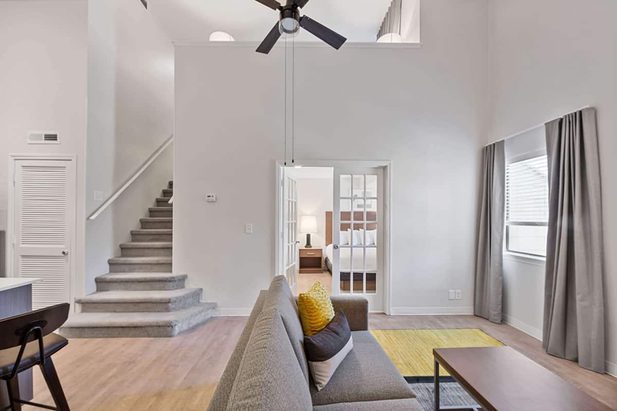 Loft, 2 Bedrooms | Down comforters, desk, iron/ironing board, free WiFi