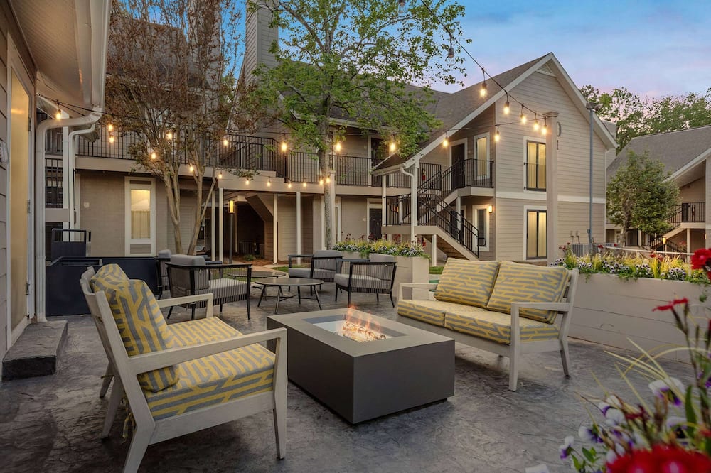 WaterWalk Extended Stay by Wyndham Atlanta Perimeter