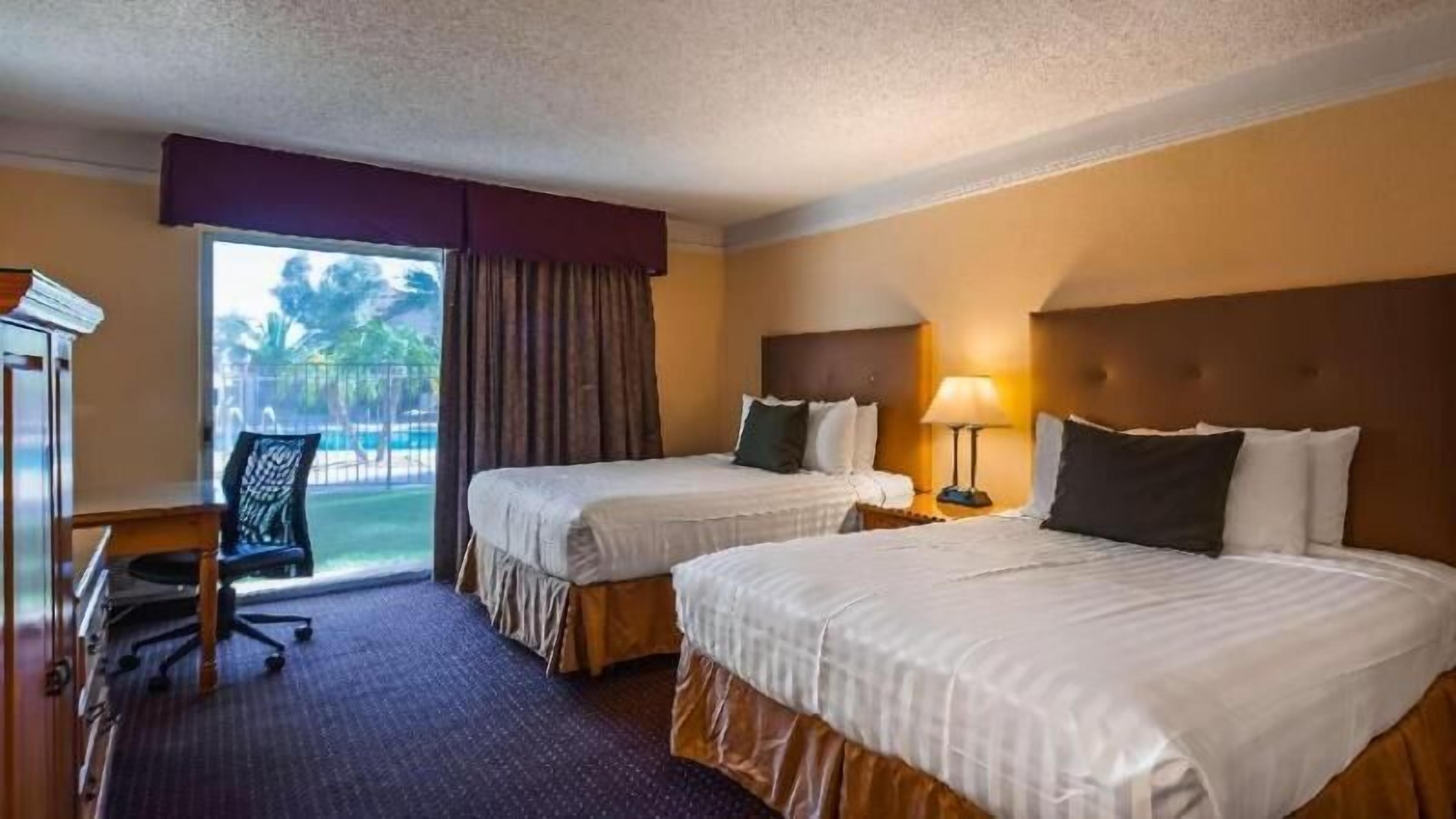 In-room safe, desk, laptop workspace, blackout drapes