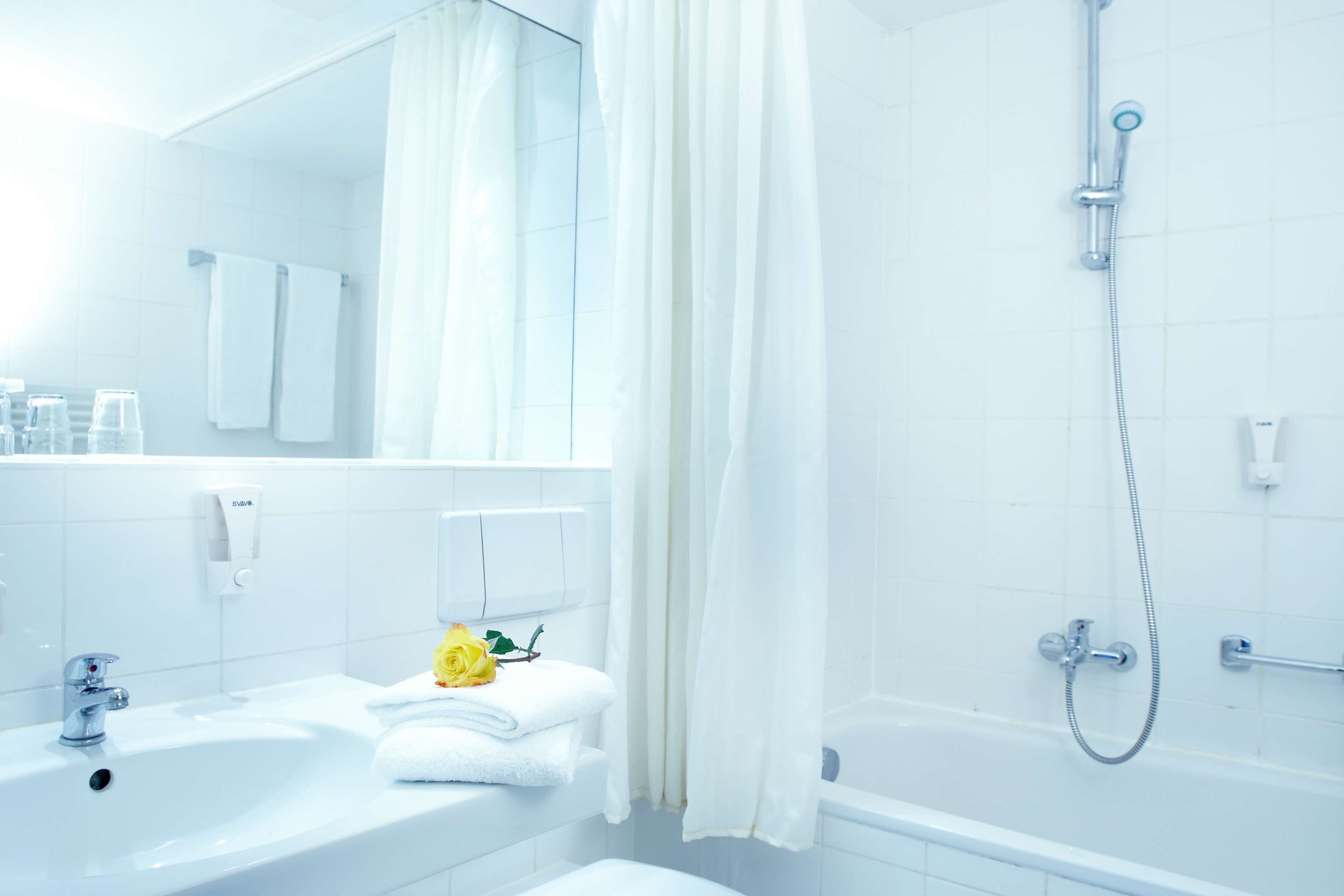 Photo - Hotel Domicil Hamburg by Golden Tulip