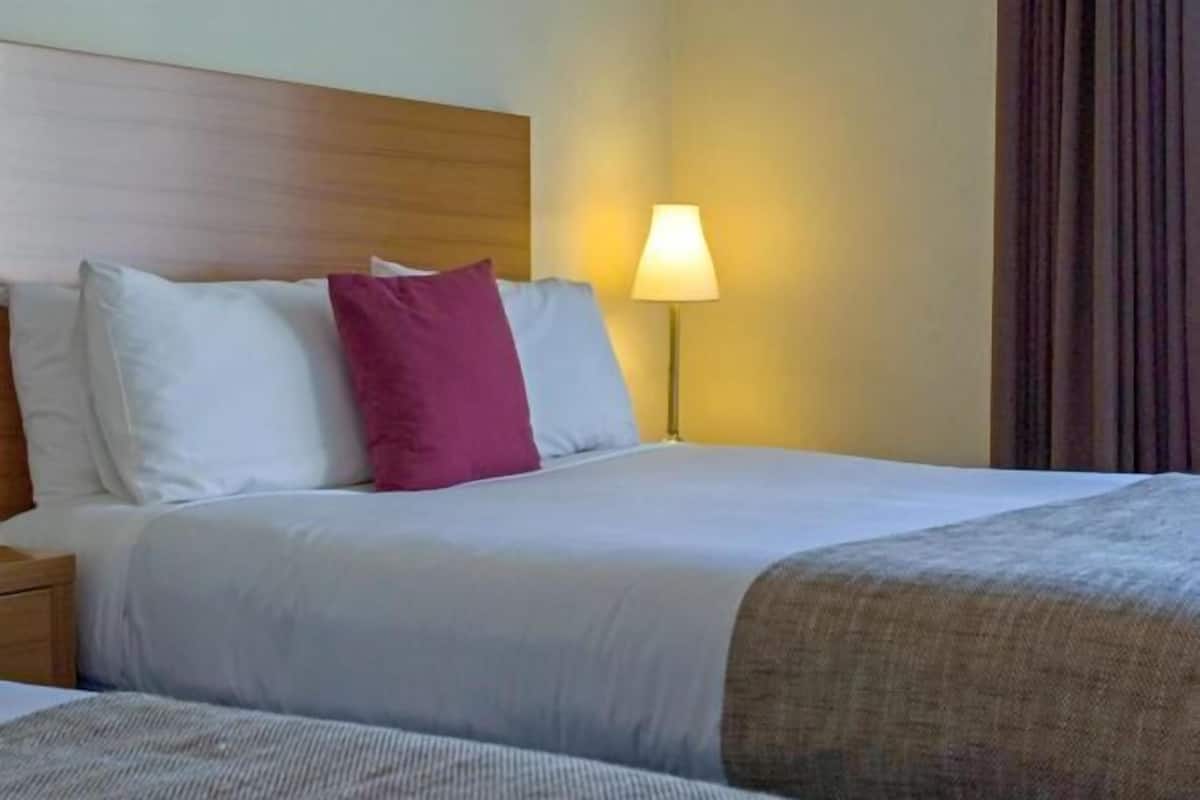 Desk, iron/ironing board, free WiFi, bed sheets