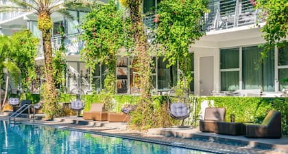 National Hotel, An Adult Only Oceanfront Resort